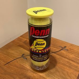 NWOT 3 tennis balls